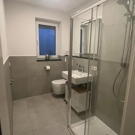 公寓 Neubauwohnung Mit Grossem Balkon Aichtal