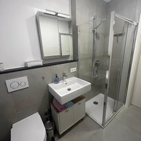 公寓 Neubauwohnung Mit Grossem Balkon Aichtal
